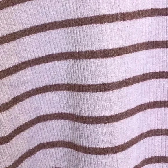 💖 Free People | We The Free Thermal Ruffled Top Size Medium - Picture 7 of 7